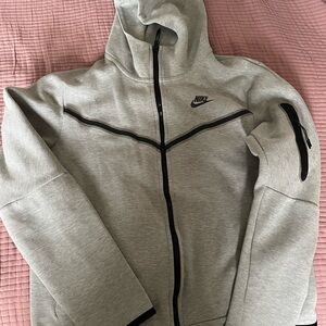 Nike Tech full zip men’s size M